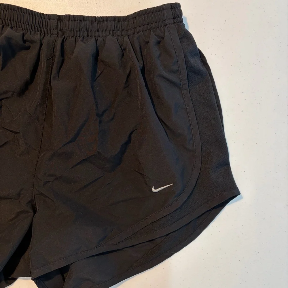 Nike Dri-FIT Tempo Women's Brief-Lined
Running Shorts Black - Picture 7 of 11
